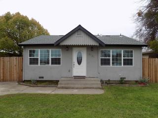 3721 Clay St, Sacramento, CA 95838-3549