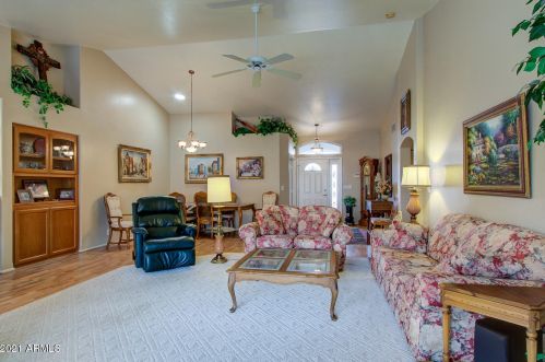 8339 Neville Ave, Mesa, AZ 85209-6731