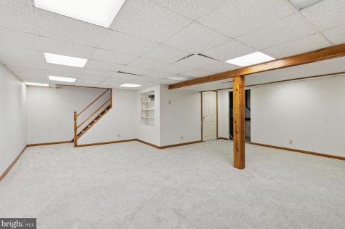 1526 Megan Cir, Blue Bell PA  19422-3625 exterior