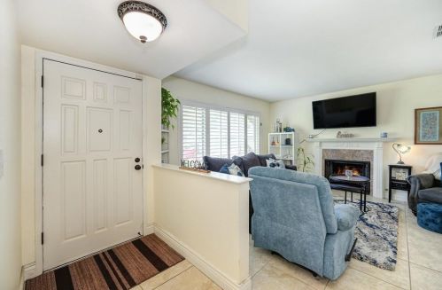 7915 Rocky Point Ct, Citrus Heights CA  95610-7704 exterior