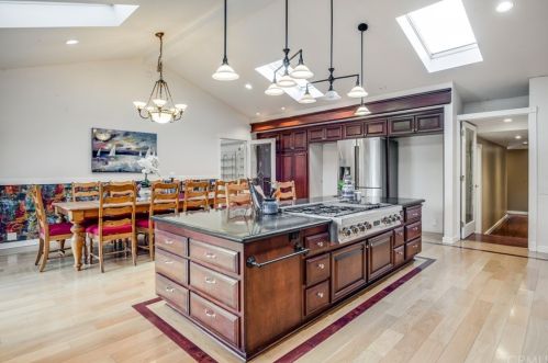 3338 Harvey Way, Lakewood CA  90712-3764 exterior