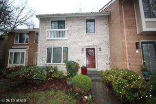 2026 Swans Neck Way, Herndon VA  20191-4031 exterior