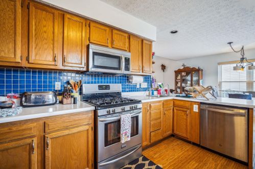 2552 Willowgate Rd, Darbydale OH  43123-1589 exterior