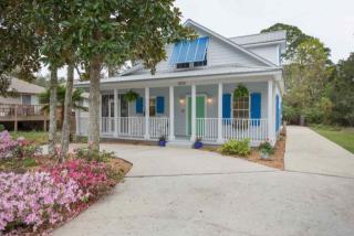 5789 Fair Oak Ln, Pensacola, FL 32507-8437