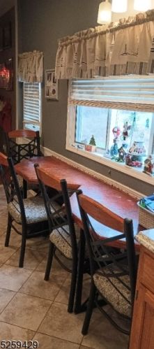 15 John St, West Milford Lakes NJ  07480-2138 exterior