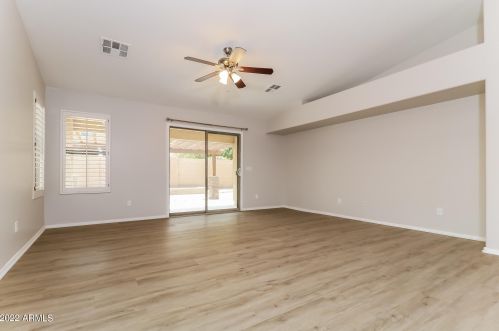 10613 La Reata Ave, Avondale AZ  85392-4662 exterior