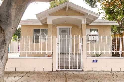 1624 8th St, Long Beach CA  90813-5018 exterior