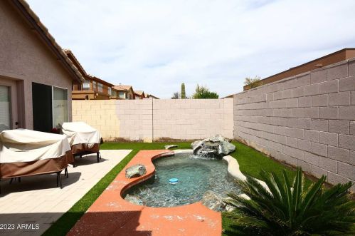 31211 43rd St, Cave Creek AZ  85331-3829 exterior