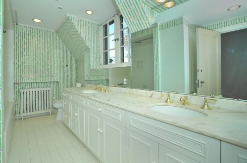 5734 Woodland Rd, Pittsburgh PA  15232-2818 exterior