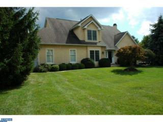 160 Sawgrass Dr, Blue Bell PA  19422-3208 exterior