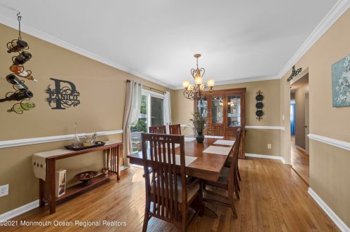 15 Sandburg Dr, Morganville NJ  07751-1428 exterior