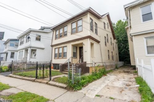 143 Ball St, Irvington, NJ 07111-3402