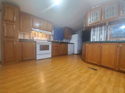 51 County Road 6035, Mont Belvieu, TX 77535