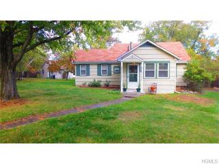 2 Midway Dr, Monroe, NY 10950-1128