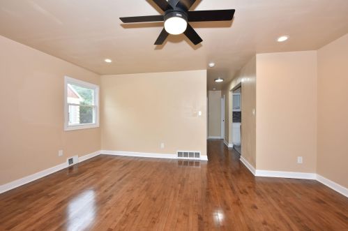7206 Silver Spring Dr, Milwaukee, WI 53218-2807