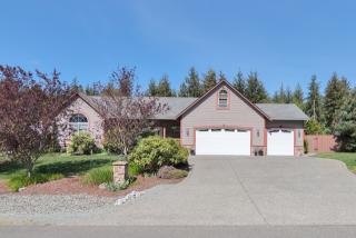 18721 62nd Ave, Camano Island, WA 98292-9084