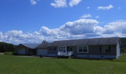 184 Robinson Rd, Coventryville, NY 13733-3421