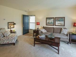 1 Woodmere Dr, Petersburg VA  23805-2136 exterior