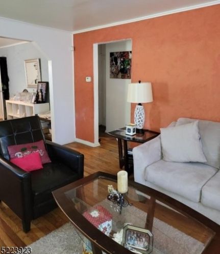 445 Brooklawn Ave, Roselle, NJ 07203-2569