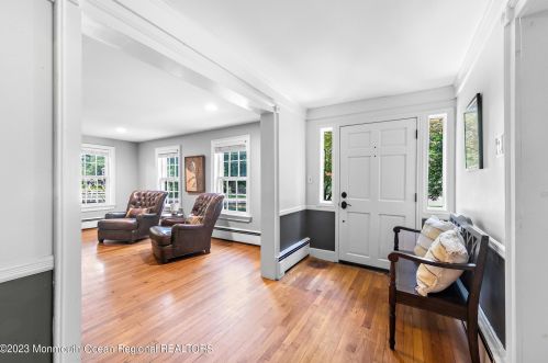 904 Sycamore Ave, Tinton Falls NJ 07724-3132 exterior