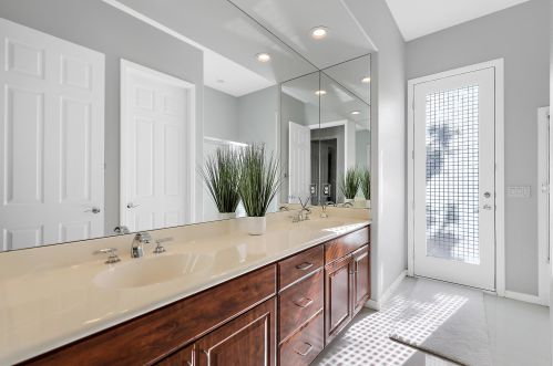 5 Curie Ct, Rancho Mirage CA  92270-2713 exterior