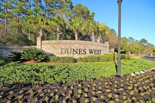 160 Fair Sailing Rd, Mount Pleasant SC  29466-8158 exterior