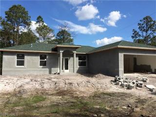 5130 44th St, Naples, FL 34120-3215