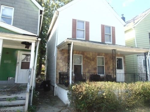 17 Edgerton Ter, East Orange, NJ 07017-3302