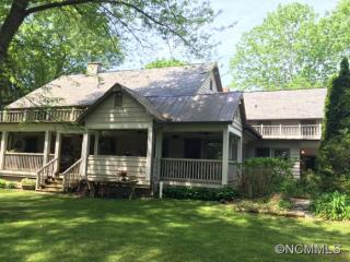 939 New Haw Creek Rd, Asheville, NC 28805-1122