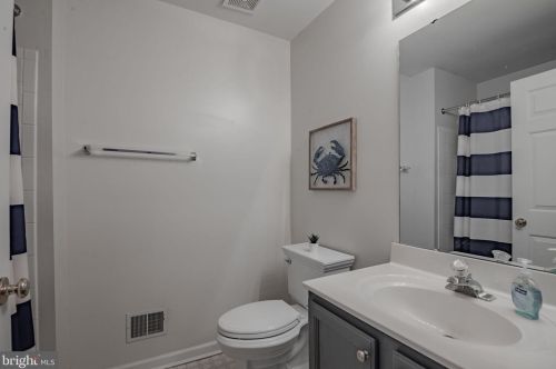 164 Willamette Dr, Bear DE  19701-4802 exterior