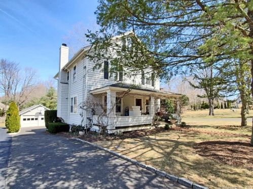 6 Ramapoo Rd, Ridgefield, CT 06877-3702