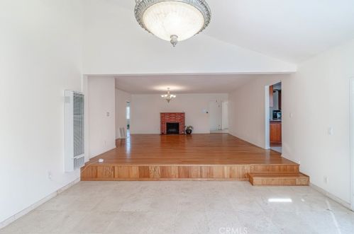 2128 Marine Ave, Gardena CA  90249-3819 exterior