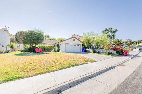 29043 Lotusgarden Dr, Santa Clarita, CA 91387-1839