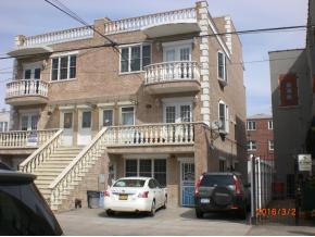 1517 70th St, Brooklyn, NY 11228-1805