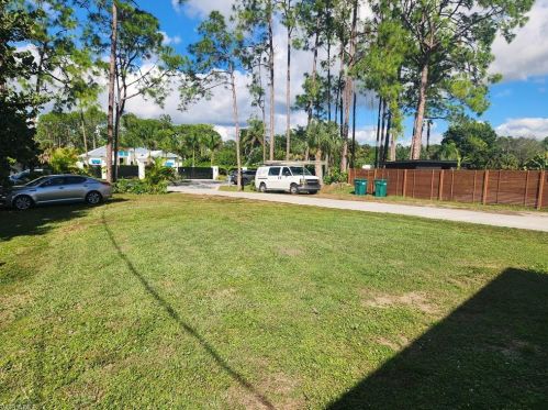 6150 Sea Grass Ln, Naples, FL 34116-5434
