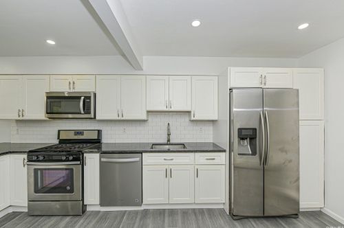 23 Cedar St, Central Islip NY  11722-4139 exterior