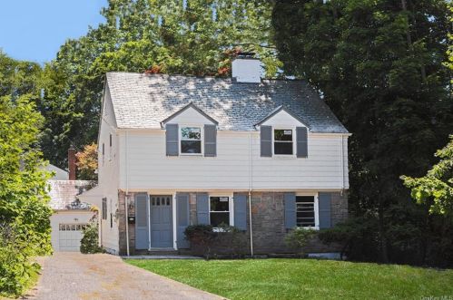 152 Boulevard, Scarsdale, NY 10583-5536