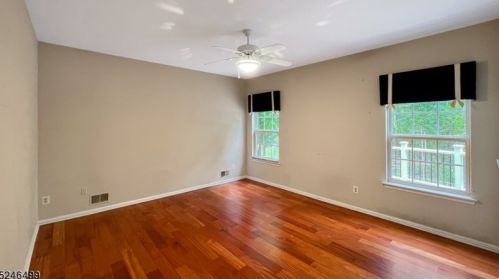 21 Cambridge Ct, Princeton NJ  08540-7928 exterior