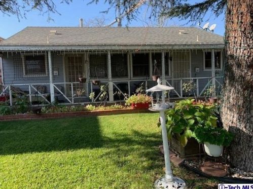 6833 Simpson Ave, North Hollywood, CA 91605-6115