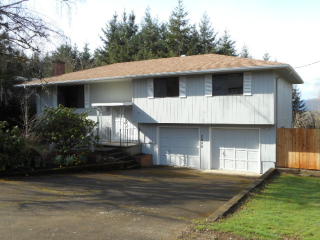 2982 Pineview Dr, Albany, OR 97321-9658