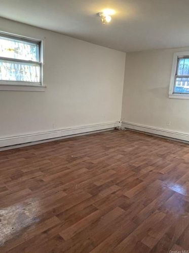 921 Harding Park, Bronx, NY 10473-2344