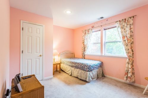 54 Casey Ln, Mount Sinai NY  11766-2336 exterior