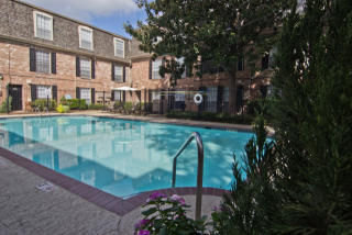 7510 Brompton St, Houston TX  77025-2259 exterior