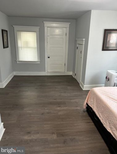 488 Riverside Ave, Trenton NJ  08618-5655 exterior