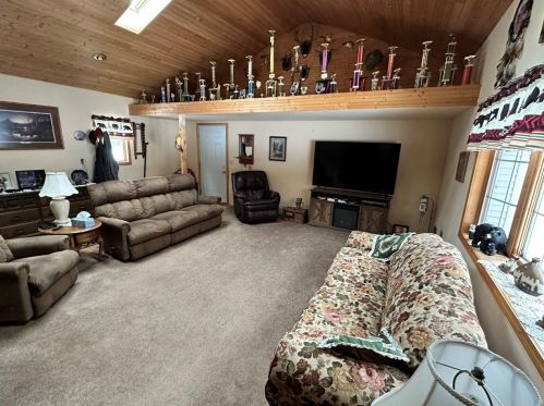 14331 Tar Dam Rd, Mountain, WI 54149-9742