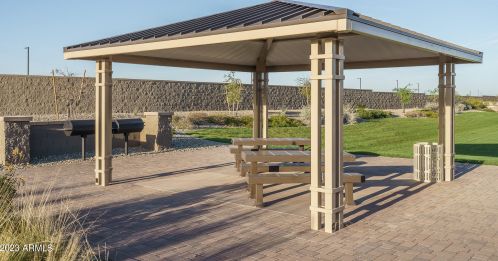 15922 Electra Ln, Sun City AZ 85387-2028 exterior