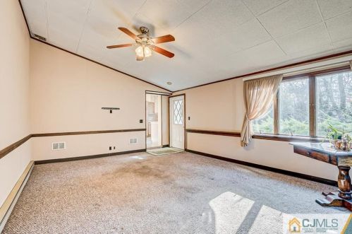 737 Crescent Ave, East Brunswick NJ  08816-5411 exterior