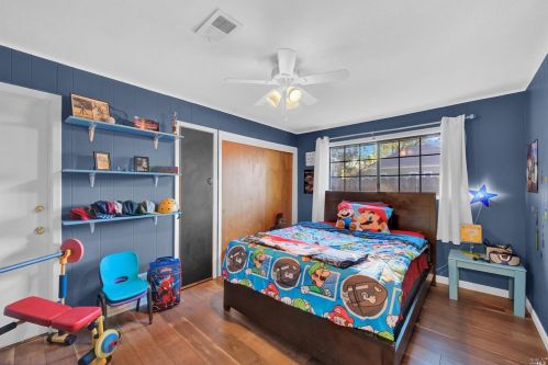 205 Kendal St, Vacaville CA 95688-3827 exterior