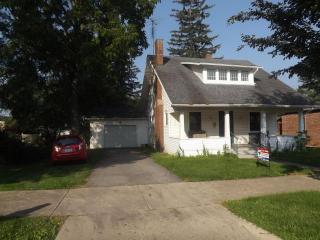 195 Main St, London, OH 43140-1143