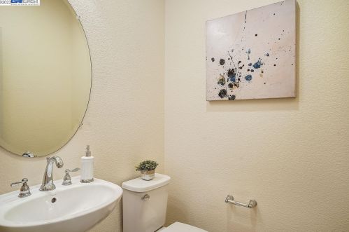 70 Thunder Bay Ct, West Pittsburg CA  94565-7924 exterior